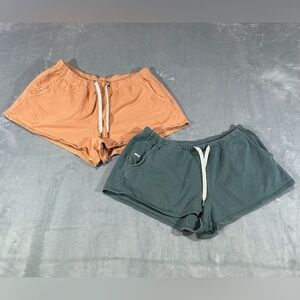 Vuori Women's Drawstring Athletic Shorts in Rust Orange and Teal Green